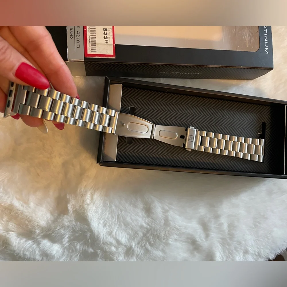 Platinum apple watch